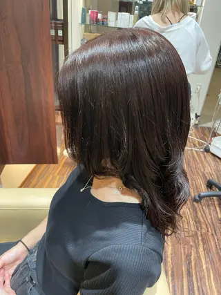 カラー 金子 珠梨のヘアスタイル