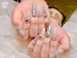 ネイル Salon de Minuit🦩のネイルデザイン
