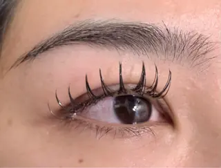 マツエク・マツパ whitening by eyelash所属・Chiemi 覚王山のマツエク・マツパデザイン