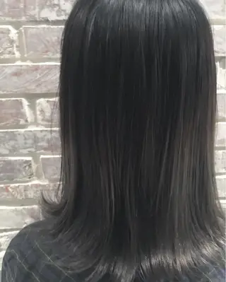 ミディアム CALAMARI所属・【渋谷で人気】艶髪× 髪質改善/ツヤカラーのヘアスタイル