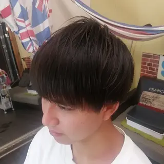 ショート キッズ D/i所属・4店舗フリーランスⅠ Y/no〈夜のスパ〉のヘアスタイル