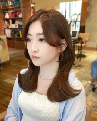 ミディアム カラー On所属・顔まわりカット🌟 くびれヘア/寺門遥輝のヘアスタイル