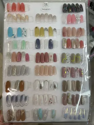 ネイル マシェリ梅田所属・macherie nailsalonのネイルデザイン