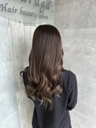 ロング ラルガ下曽根所属・な 茶のヘアスタイル