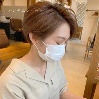 ショート 入江 志穂のヘアスタイル