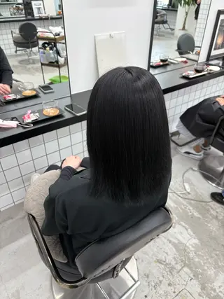 ミディアム カラー 🌟ゆりあ🌟 JILLSTUDIOのヘアスタイル