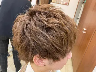 ショート メンズ フジサキ ハヤトのヘアスタイル