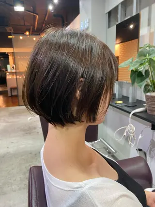 ショート 【レイヤーカット】 関根【コテ巻パーマ】のヘアスタイル