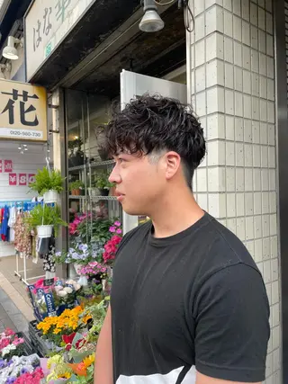 パーマ メンズ RIN／韓国ヘア レイヤーカットのヘアスタイル