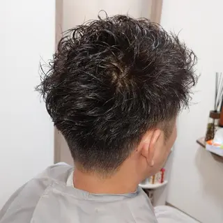 ショート パーマ MILIKE F4所属・齋藤 直也 MILIKE F4のヘアスタイル