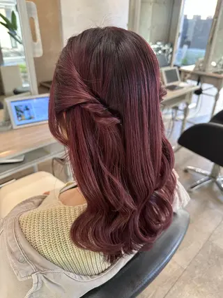 セミロング ヘアアレンジ 女性に人気♪ はやしほのかのヘアスタイル