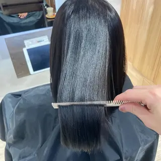 ミディアム 白髪ぼかし　似合わせ 黒須　雄哉のヘアスタイル