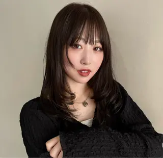 ミディアム カラー CLALA HIROSHIMAのヘアスタイル