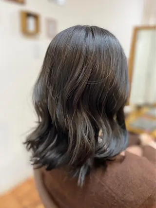 ミディアム 神谷 知紀のヘアスタイル