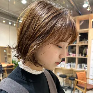 ショート ボブ/レイヤー/ニュ アンスパーマ/小夏のヘアスタイル