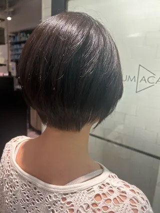 ショート カラー IT by ALBUMあいりのヘアスタイル