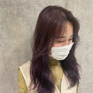 ロング 夏向/ハイトーン /パーマのヘアスタイル