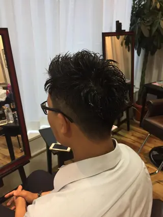 パーマ メンズ MIZUHO / ダブルカラー髪質改善のヘアスタイル