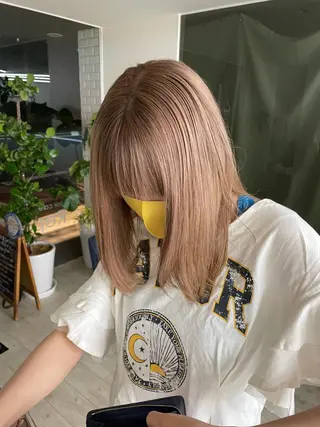 セミロング 心斎橋/海外レイヤー 募集中三好玲奈のヘアスタイル