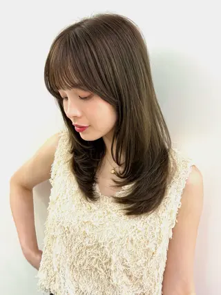 セミロング カラー PULSE yokohama所属・横浜駅/韓国レイヤー カット/髪質改善のヘアスタイル
