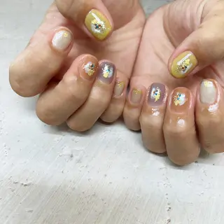 ネイル Hair salon Irie所属・與儀 知佳のネイルデザイン