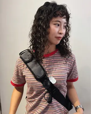 ミディアム パーマ メンズヘア個性派 ネイル/コトミ🐸のネイルデザイン