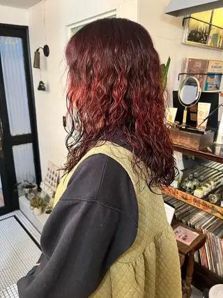 ミディアム カラー レイヤー/ベージュ mikuのヘアスタイル