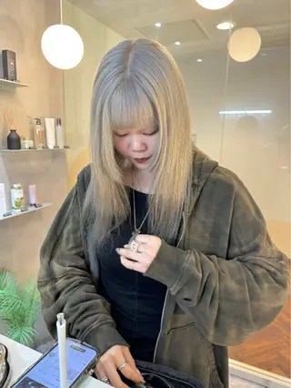 セミロング カラー 韓国ヘア🇰🇷 松田光里のヘアスタイル