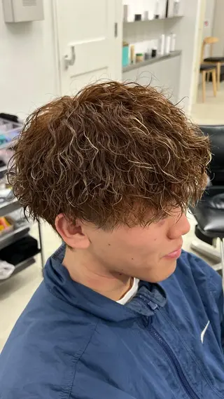 ショート パーマ メンズ 松井 生のヘアスタイル