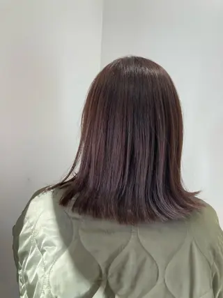 カラー 折本 沙織のヘアスタイル