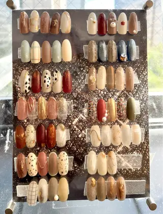 ネイル 小川 奈々花のネイルデザイン