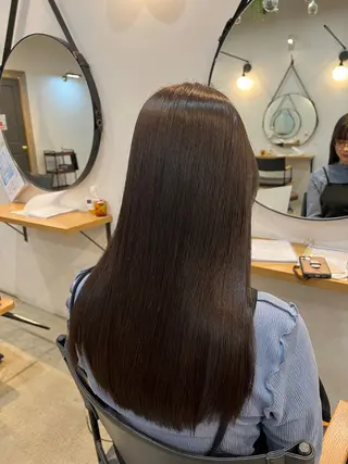 ロング パーマ beleefric 🩵黒木芽衣のヘアスタイル