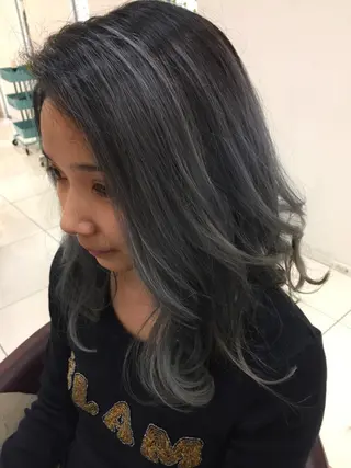 ロング 中村 卓也のヘアスタイル