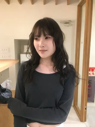セミロング カラー ナイトウ コトのヘアスタイル