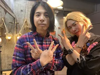 ミディアム ✂︎美容師芸人👑 コモリギャルソンのヘアスタイル