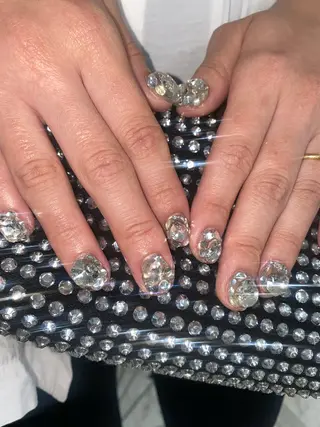 ネイル Shiori・:* 💫のネイルデザイン