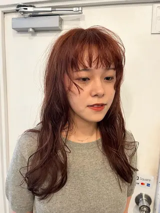 セミロング ✴︎UNU ✴︎モエカのヘアスタイル