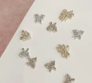 ネイル アイブロウ 大塚眉毛|ハンドケア |肌管理の眉毛・アイブロウイメージ