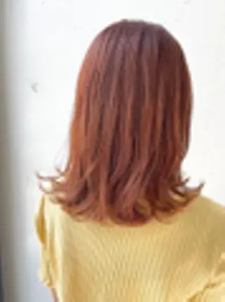 ミディアム SiLO 【シロ】のヘアスタイル