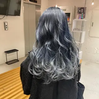 ロング カラー nameless miichiのヘアスタイル