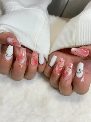 セミロング yuka ♡のネイルデザイン