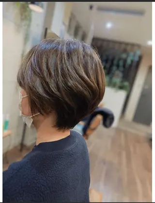 ショート カラー mio .mu-se 藤ヶ丘のヘアスタイル