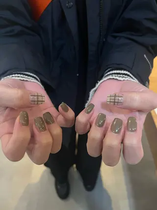 ネイル +vico 堀江店所属・中西 春那のネイルデザイン