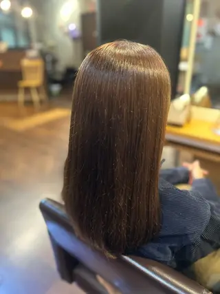 ロング カラー 小波津 笑花のヘアスタイル