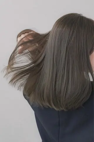 セミロング カラー 透明感カラー🫧銀座 sana໒꒱· ﾟのヘアスタイル