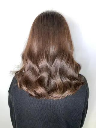 セミロング カラー ✨🔥髪質改善🔥✨ 加賀美のヘアスタイル