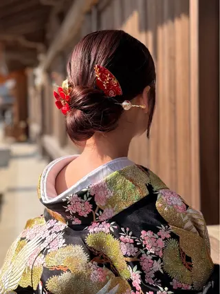 セミロング ヘアアレンジ vivre libre所属・仲村 真里奈のヘアスタイル