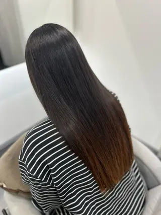 ロング 佐川 優香のヘアスタイル