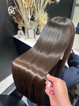 ロング パーマ 髪質改善∕艶髪∕ マンツーマン施術のヘアスタイル