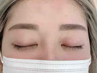 アイブロウ BellFlower Aki(眉・まつげ)のマツエク・マツパデザイン